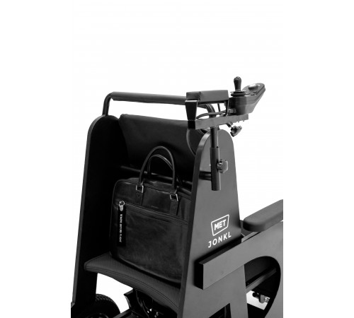 Кресло-коляска электрическая MET Jonkl